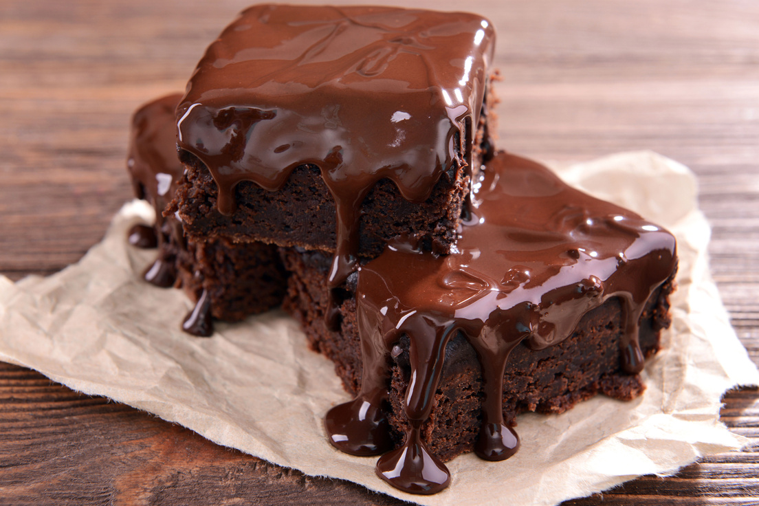 Brownies with Dripping Chocolate Sauce